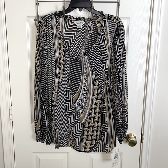 Tops - Allison Taylor NWT blouse